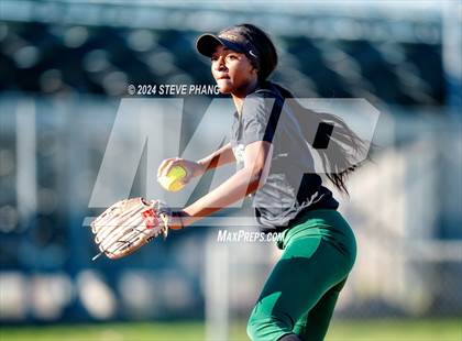 Thumbnail 3 in River City @ Monterey Trail photogallery.