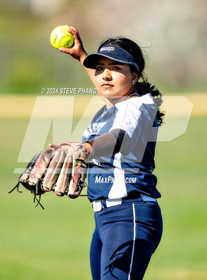 Thumbnail 2 in River City @ Monterey Trail photogallery.