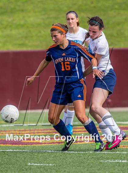 Thumbnail 1 in Seven Lakes vs Brazoswod ( 5A Region 3 Semifinal ) photogallery.