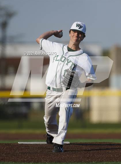 Thumbnail 3 in Ward Melville vs William Floyd photogallery.