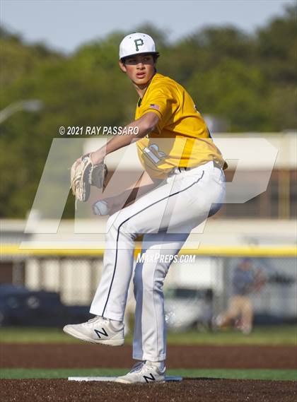 Thumbnail 3 in Ward Melville vs William Floyd photogallery.