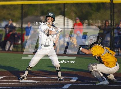 Thumbnail 1 in Ward Melville vs William Floyd photogallery.