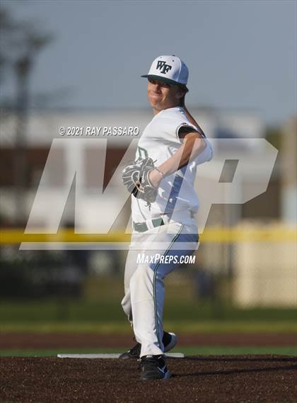 Thumbnail 2 in Ward Melville vs William Floyd photogallery.