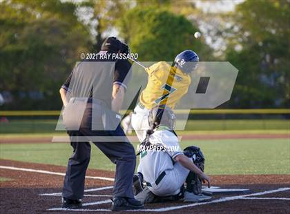 Thumbnail 1 in Ward Melville vs William Floyd photogallery.