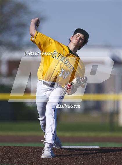 Thumbnail 2 in Ward Melville vs William Floyd photogallery.