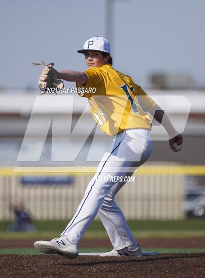 Thumbnail 3 in Ward Melville vs William Floyd photogallery.