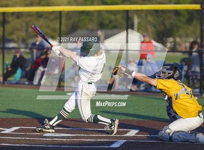 Thumbnail 2 in Ward Melville vs William Floyd photogallery.