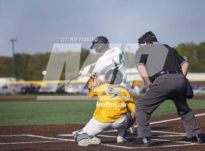 Thumbnail 1 in Ward Melville vs William Floyd photogallery.