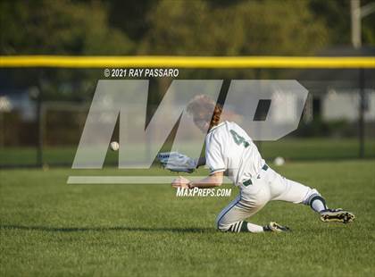 Thumbnail 3 in Ward Melville vs William Floyd photogallery.
