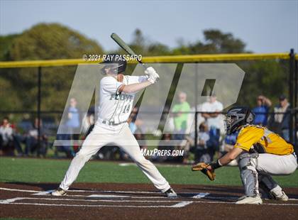 Thumbnail 2 in Ward Melville vs William Floyd photogallery.