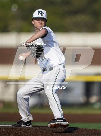 Thumbnail 3 in Ward Melville vs William Floyd photogallery.