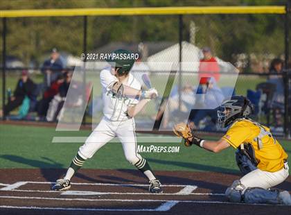 Thumbnail 3 in Ward Melville vs William Floyd photogallery.