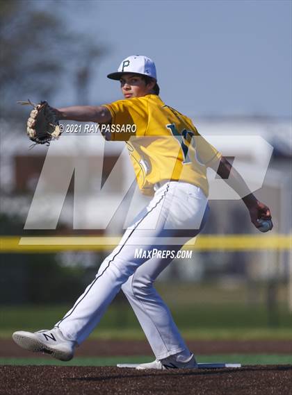 Thumbnail 2 in Ward Melville vs William Floyd photogallery.