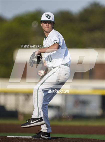 Thumbnail 2 in Ward Melville vs William Floyd photogallery.
