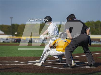 Thumbnail 2 in Ward Melville vs William Floyd photogallery.