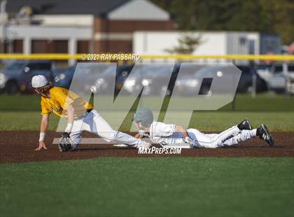 Thumbnail 1 in Ward Melville vs William Floyd photogallery.