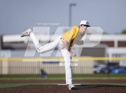 Thumbnail 3 in Ward Melville vs William Floyd photogallery.
