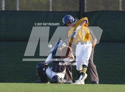 Thumbnail 2 in Ward Melville vs William Floyd photogallery.