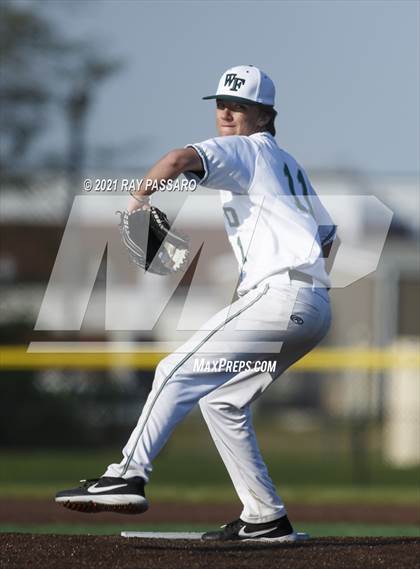 Thumbnail 1 in Ward Melville vs William Floyd photogallery.