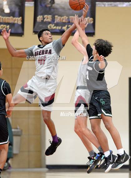 Thumbnail 2 in Orangewood Academy @ JSerra Catholic photogallery.