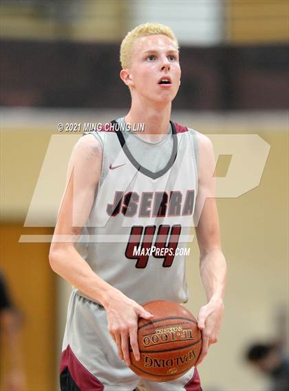 Thumbnail 2 in Orangewood Academy @ JSerra Catholic photogallery.