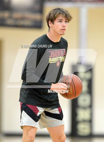 Thumbnail 2 in Orangewood Academy @ JSerra Catholic photogallery.