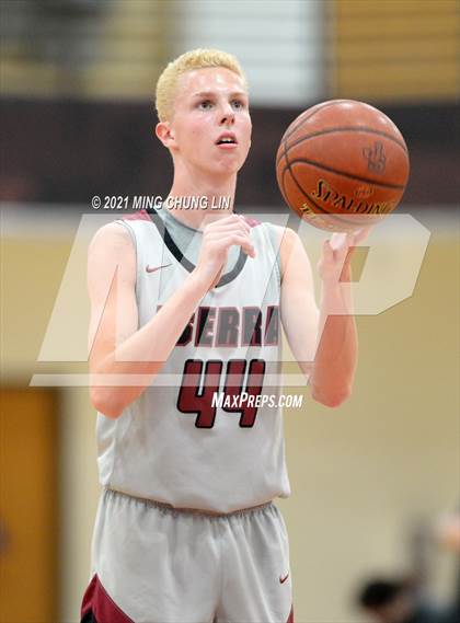 Thumbnail 3 in Orangewood Academy @ JSerra Catholic photogallery.