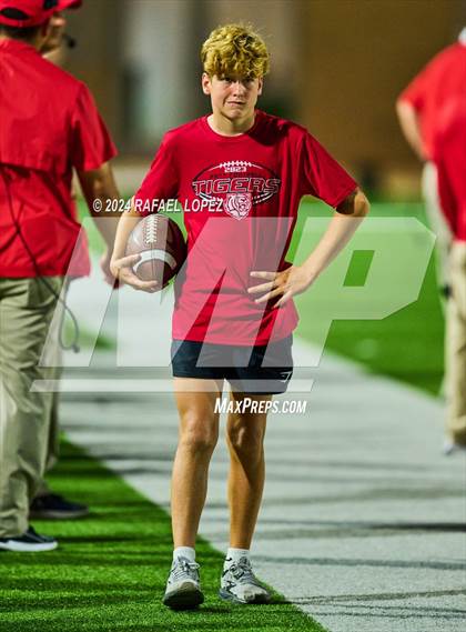 Thumbnail 1 in Katy @ Morton Ranch photogallery.