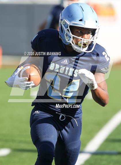 Thumbnail 3 in Pulaski Academy vs. Little Rock Christian Academy (AAA 5A Final) photogallery.