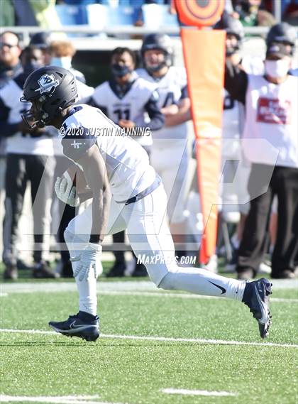 Thumbnail 1 in Pulaski Academy vs. Little Rock Christian Academy (AAA 5A Final) photogallery.