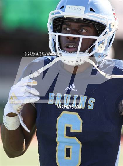 Thumbnail 3 in Pulaski Academy vs. Little Rock Christian Academy (AAA 5A Final) photogallery.