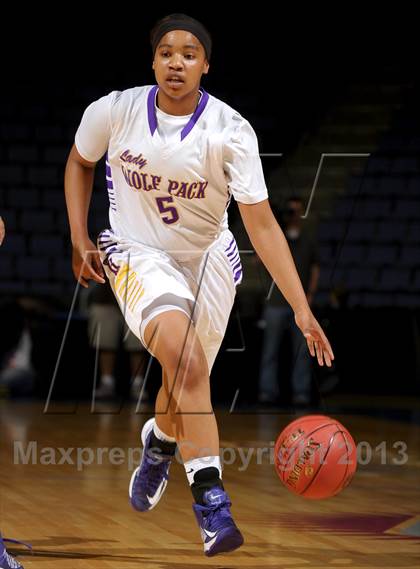 Thumbnail 1 in Ridgeview vs. Lynwood (CIF SoCal Regional D2 Final) photogallery.