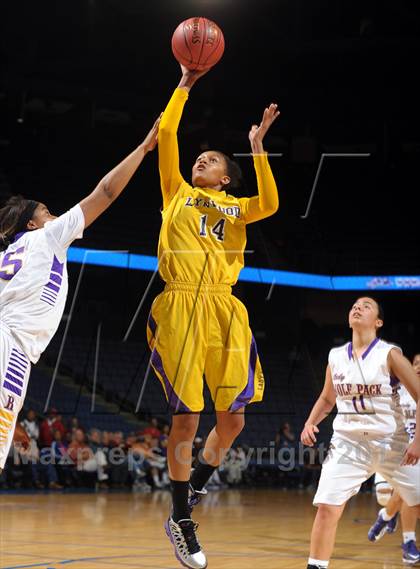 Thumbnail 1 in Ridgeview vs. Lynwood (CIF SoCal Regional D2 Final) photogallery.
