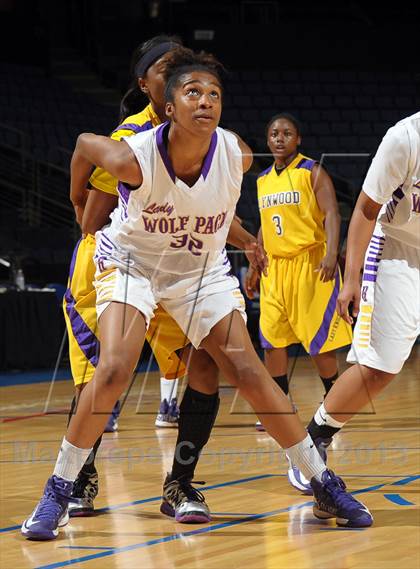 Thumbnail 3 in Ridgeview vs. Lynwood (CIF SoCal Regional D2 Final) photogallery.