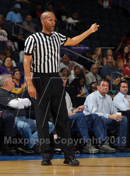 Thumbnail 1 in Ridgeview vs. Lynwood (CIF SoCal Regional D2 Final) photogallery.