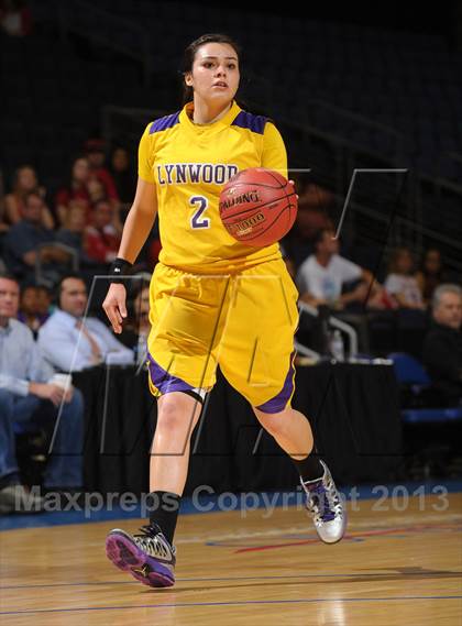 Thumbnail 2 in Ridgeview vs. Lynwood (CIF SoCal Regional D2 Final) photogallery.