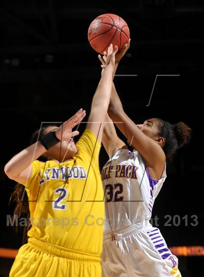 Thumbnail 1 in Ridgeview vs. Lynwood (CIF SoCal Regional D2 Final) photogallery.