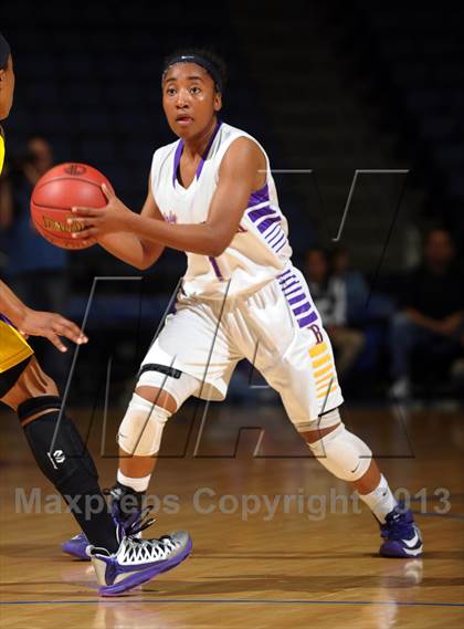 Thumbnail 1 in Ridgeview vs. Lynwood (CIF SoCal Regional D2 Final) photogallery.