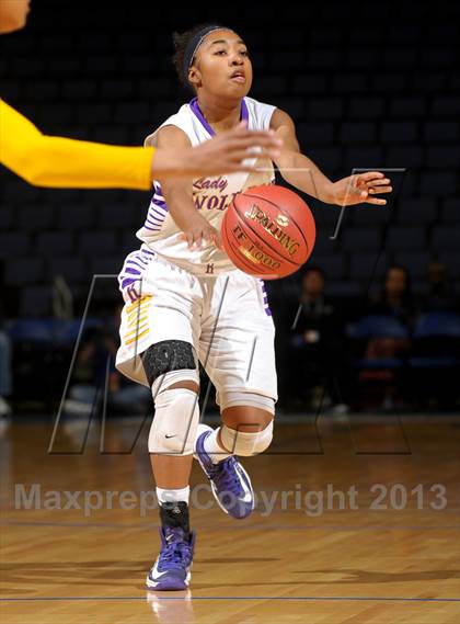 Thumbnail 2 in Ridgeview vs. Lynwood (CIF SoCal Regional D2 Final) photogallery.