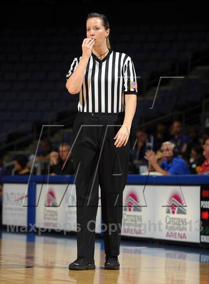 Thumbnail 1 in Ridgeview vs. Lynwood (CIF SoCal Regional D2 Final) photogallery.