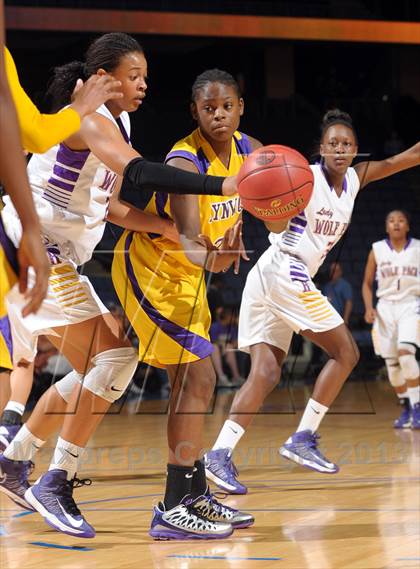 Thumbnail 2 in Ridgeview vs. Lynwood (CIF SoCal Regional D2 Final) photogallery.