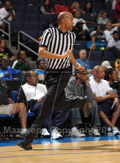 Thumbnail 3 in Ridgeview vs. Lynwood (CIF SoCal Regional D2 Final) photogallery.