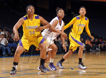 Thumbnail 2 in Ridgeview vs. Lynwood (CIF SoCal Regional D2 Final) photogallery.