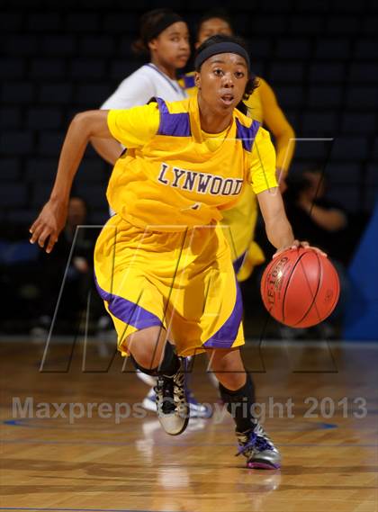 Thumbnail 1 in Ridgeview vs. Lynwood (CIF SoCal Regional D2 Final) photogallery.