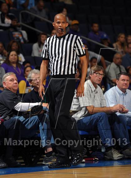Thumbnail 1 in Ridgeview vs. Lynwood (CIF SoCal Regional D2 Final) photogallery.