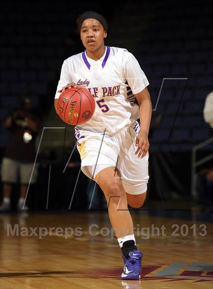 Thumbnail 3 in Ridgeview vs. Lynwood (CIF SoCal Regional D2 Final) photogallery.