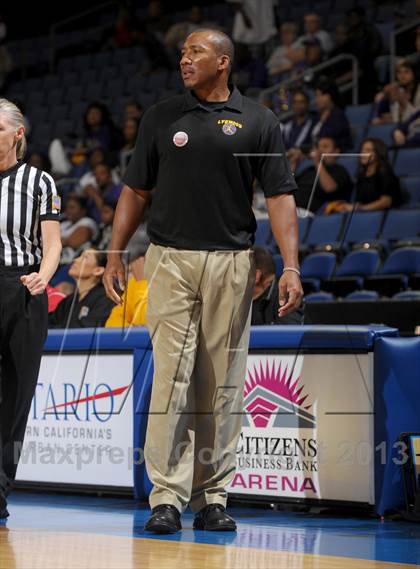 Thumbnail 3 in Ridgeview vs. Lynwood (CIF SoCal Regional D2 Final) photogallery.