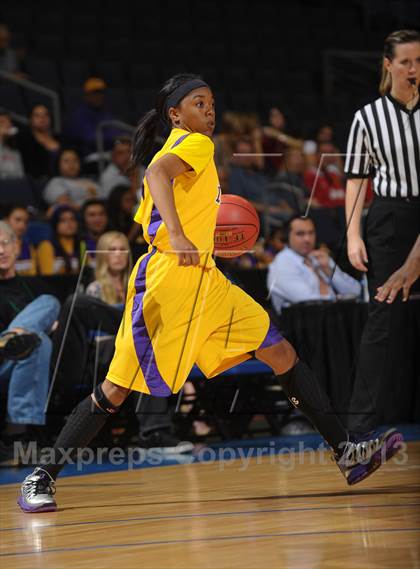 Thumbnail 2 in Ridgeview vs. Lynwood (CIF SoCal Regional D2 Final) photogallery.