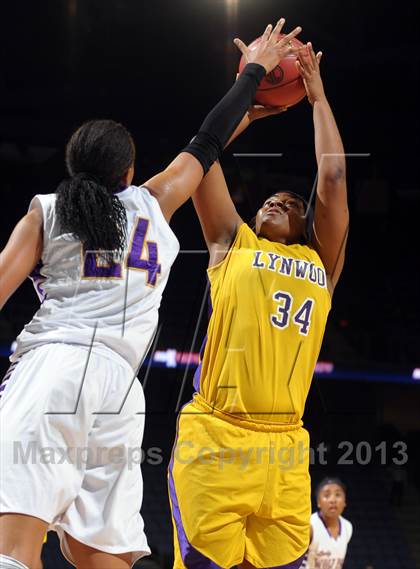 Thumbnail 3 in Ridgeview vs. Lynwood (CIF SoCal Regional D2 Final) photogallery.