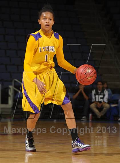 Thumbnail 3 in Ridgeview vs. Lynwood (CIF SoCal Regional D2 Final) photogallery.